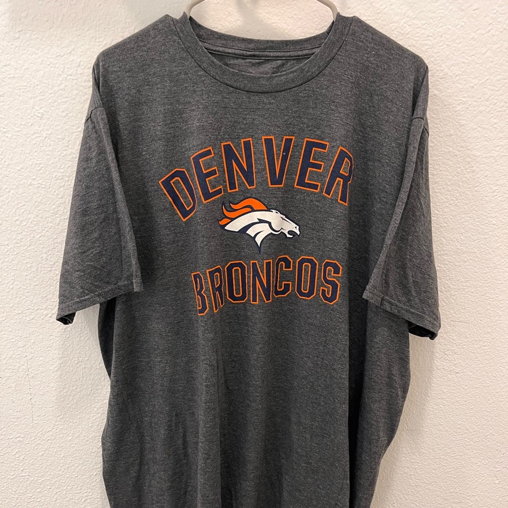 Denver Broncos Gray Short Sleeve Tee